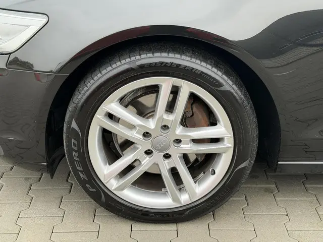 Audi A6 Limousine 2.8 FSI Pro Line Plus 2013 Benzine 9