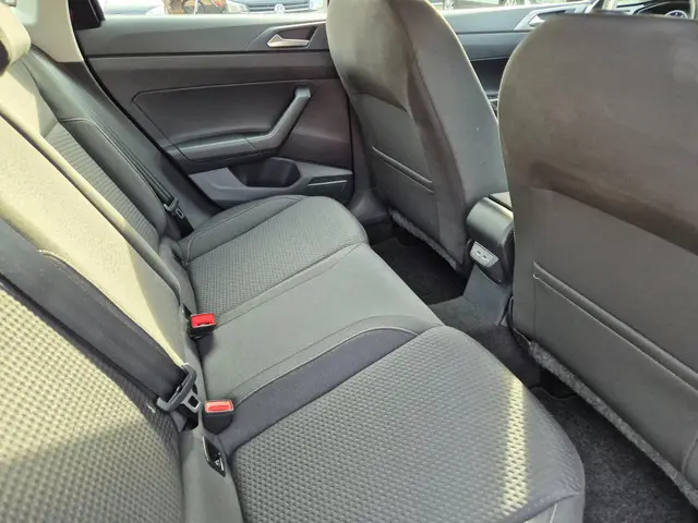 Volkswagen Polo 1.0 MPI Comfortline 2020 Benzine 16