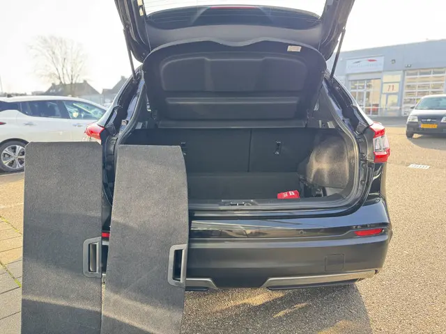 Nissan QASHQAI 1.3 DIG-T Tekna Pro pilot 2020 Benzine 9