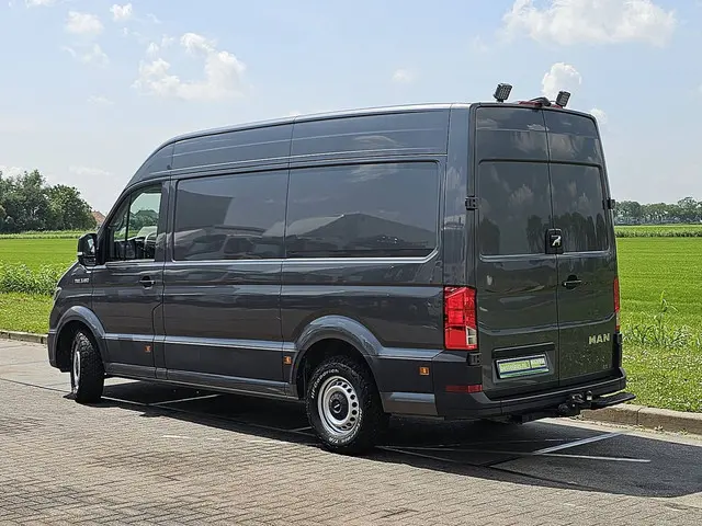 MAN TGE 3.180 2020 Diesel 6