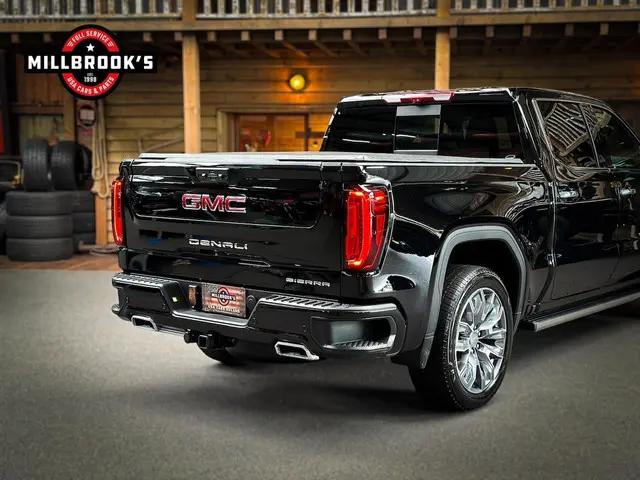 GMC Sierra Denali 6.2 V8 2024 Benzine 10