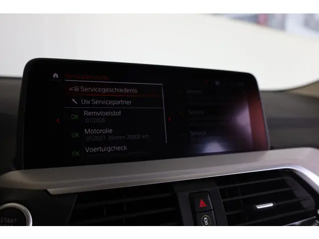 BMW X4 xDrive20i 2021 Benzine 13