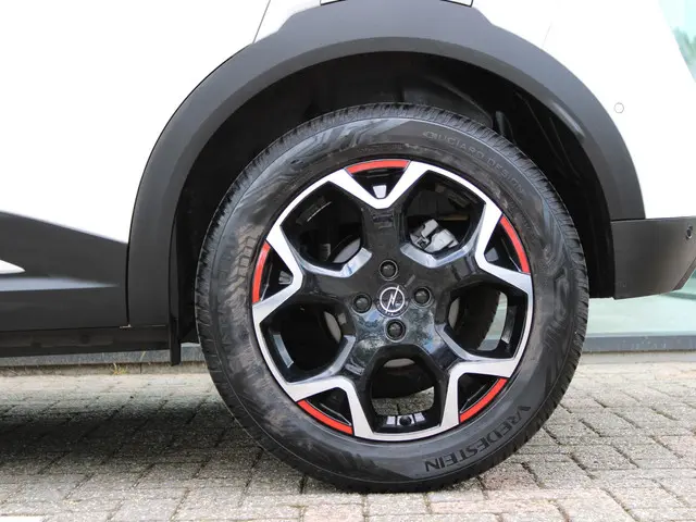 Opel Mokka 1.2 Level 4 2023 Benzine 25