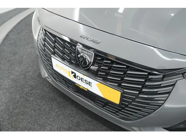 Peugeot 208 PureTech 100 Allure 2024 Benzine 22