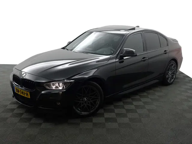 BMW 3 Serie F30 328i M Performance Aut- 2013 Benzine 4