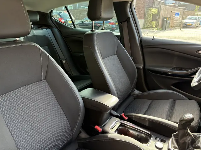 Opel Astra 1.0 Turbo Business Executive 2019 Benzine 7