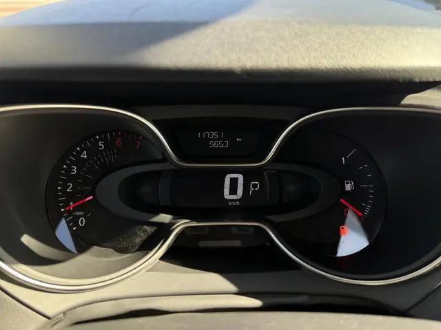 Renault Captur 1.3 TCe 150pk EDC Intens 2019 Benzine 15