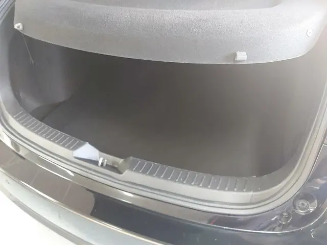 Mazda 3 2.0 SkyActiv-G 120 TS+ 2018 Benzine 8