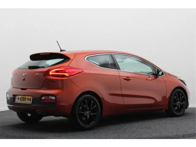 Kia pro_cee'd 1.6 GDI Business Pack 2013 Benzine 18