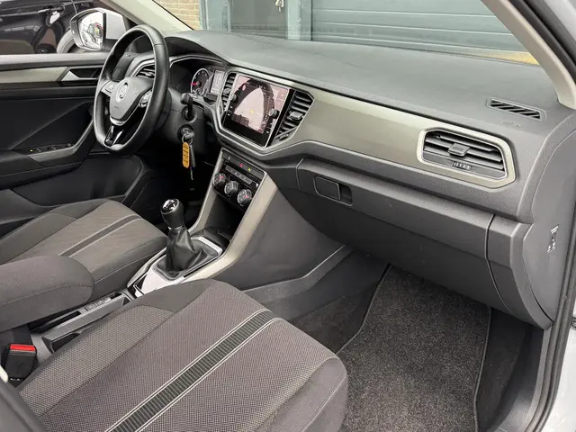 Volkswagen T-Roc 1.0 TSI STYLE 2020 Benzine 9