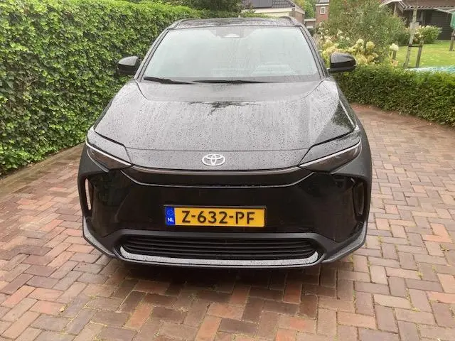 Toyota bZ4X Dynamic 71 kWh 2023 Elektrisch 11