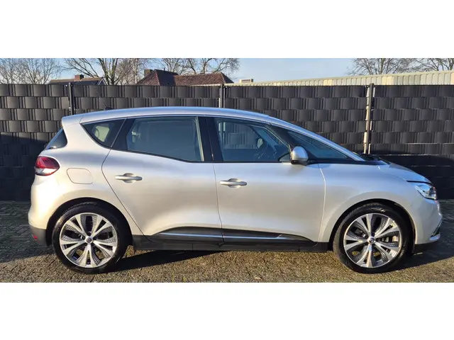 Renault Scénic 1.2 TCe Zen 2017 Benzine 2