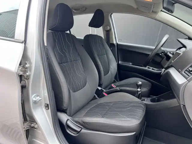 Kia Picanto 1.0 CVVT ISG Comfort Pack 2013 Benzine 32