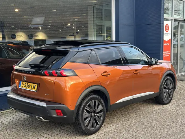 Peugeot 2008 1.2 Turbo 130 PK GT Pack 2021 Benzine