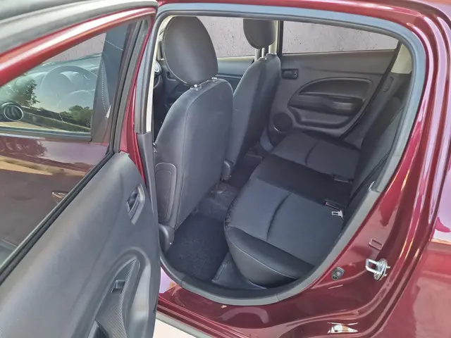 Mitsubishi Space Star 1.2 Dynamic 2024 Benzine 17