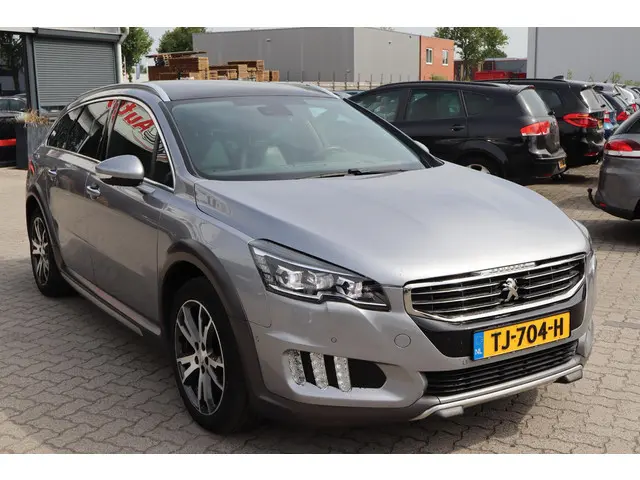Peugeot 508 RXH 2.0 HDi HYbrid4 2017 Hybride Diesel 11