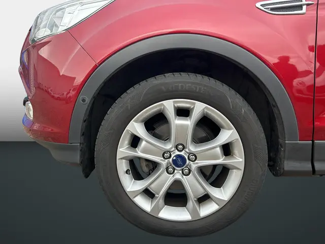 Ford Kuga 1.5 Titanium 2016 Benzine 2