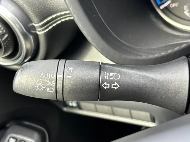 Nissan Juke Hybrid 143 N-Connecta 2022 Hybride Benzine 26