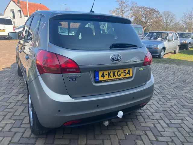 Kia Venga 1.4 CVVT Plus Pack 2013 Benzine 5