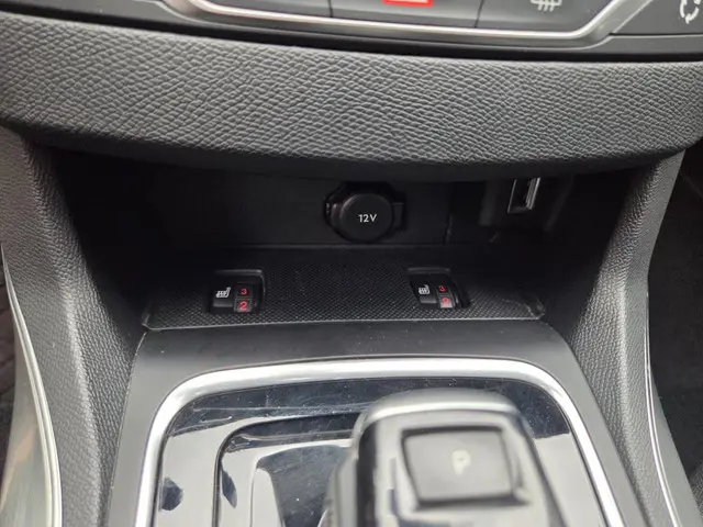 Peugeot 308 SW 1.2 PureTech Tech Edition 2019 Benzine 14