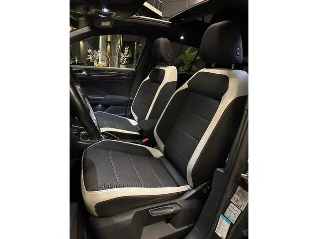 Volkswagen T-Roc 1.5 TSI R-Line|PANO|BOMVOL 2018 Benzine 22