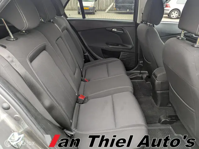 Fiat Tipo 1.4 16v Lounge navi 2018 Benzine 13
