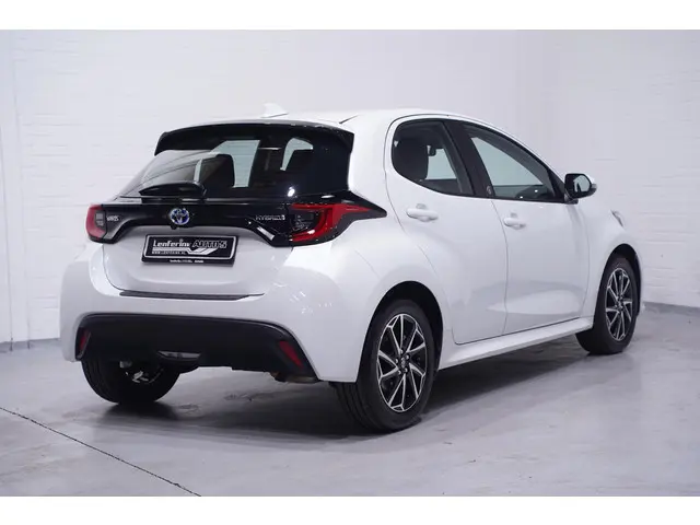 Toyota Yaris 1.5 Hybrid 115 Comfort 2022 Hybride Benzine 6