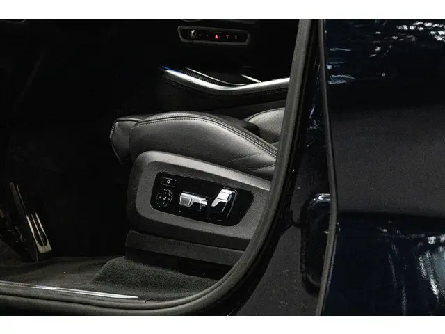 BMW X5 xDrive50e 2023 Hybride Benzine 8