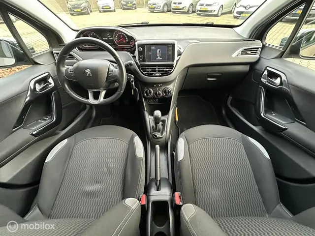 Peugeot 208 1.2 82PK STYLE | CRUISE | PDC | NAVI | 2015 Benzine 13