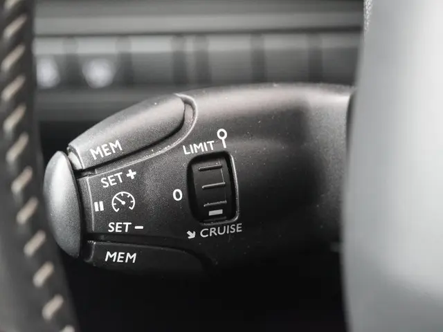 Peugeot 308 1.2 PureTech Allure 2017 Benzine 17
