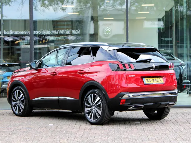 Peugeot 3008 1.6 e-THP GT Line 2016 Benzine 2