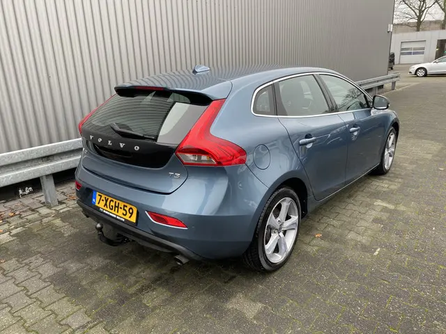 Volvo V40 2