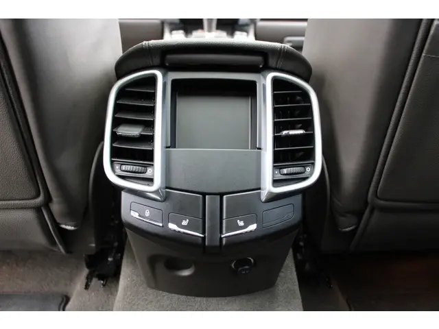 Porsche Cayenne 3.0 S E-Hybrid 2015 Hybride Benzine 16