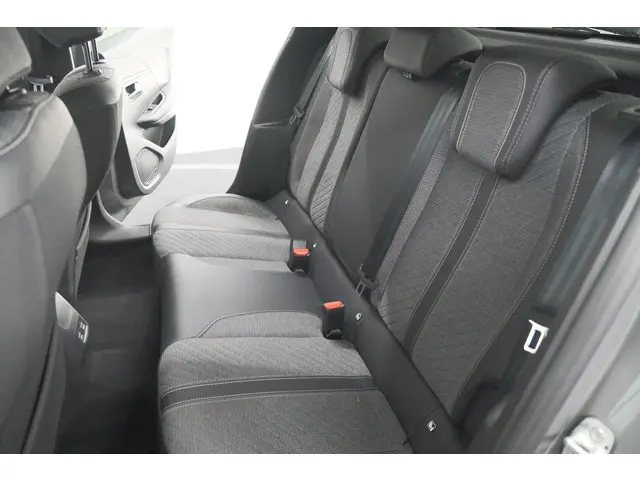 Peugeot 208 PureTech 100 Allure 2025 Benzine 28