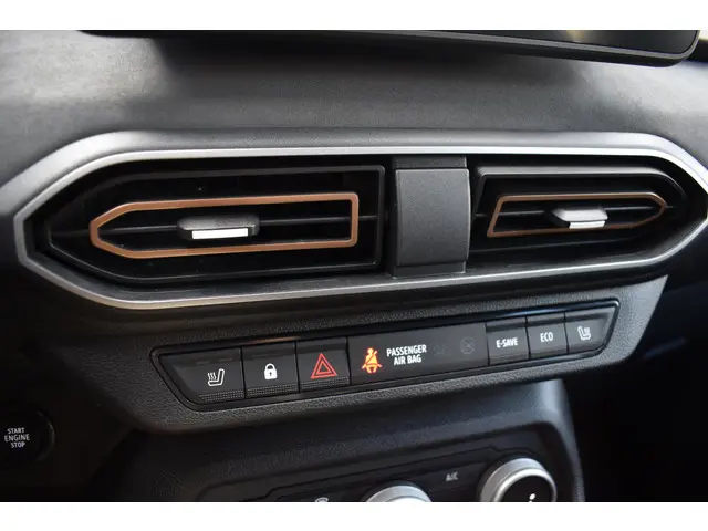 Dacia Jogger Hybrid 140 Extreme 2025 Hybride Benzine 22