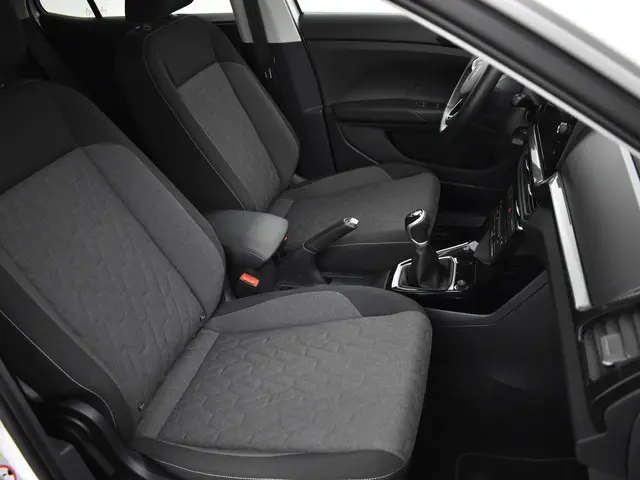 Volkswagen T-Cross 1.0 Tsi 95pk 2024 Benzine 13