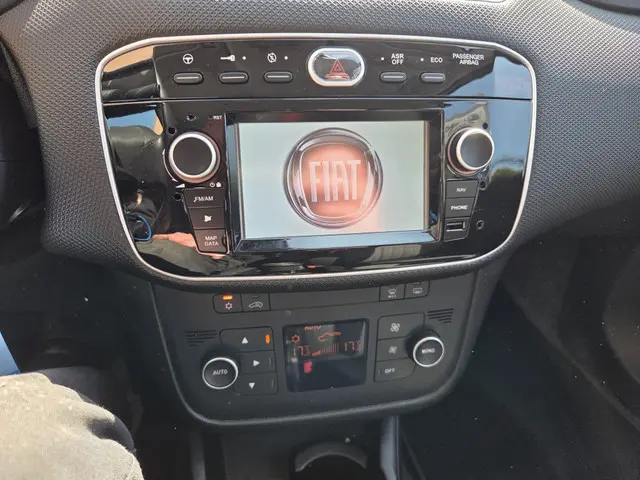 Fiat Punto Evo 0.9 TA Sempre 2017 Benzine 13