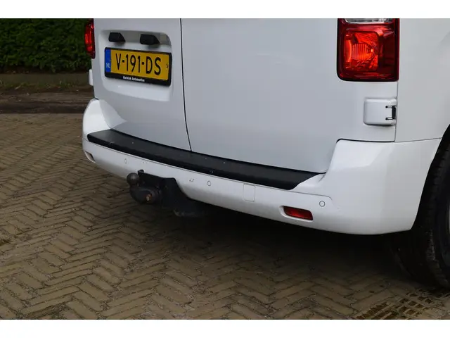 Peugeot Expert 226C 1.6 BlueHDI 95 Pro 2017 Diesel 12