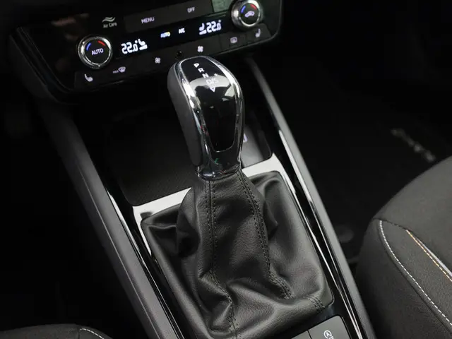 Škoda Kamiq 1.0TSI/115PK Selection DSG 2025 Benzine 12