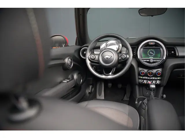 MINI Cooper Cabrio Mini 1.5 Chili 2018 Benzine 35