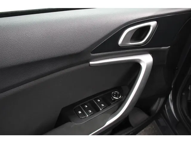 Kia Ceed 1.0 T-GDi Comfort 2023 Benzine 10