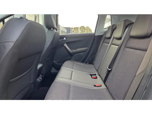 Peugeot 2008 1.2 PureTech Allure 2016 Benzine 16