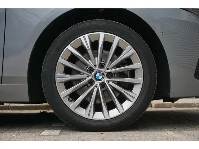 BMW 2 Serie Gran Coupé 218i 2022 Benzine 6