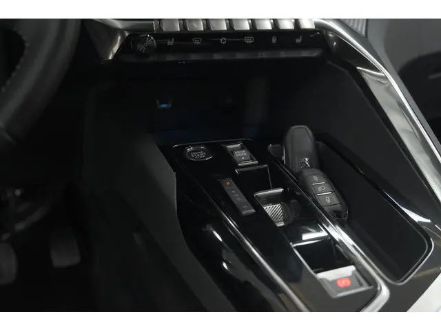 Peugeot 5008 PureTech 130 EAT8 Active Pack 2023 Benzine 46