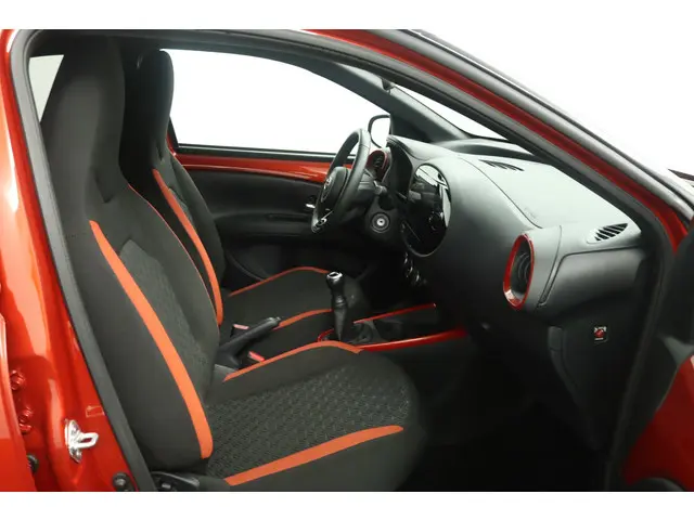 Toyota Aygo X 1.0 VVT-i MT Pulse 2024 Benzine 22