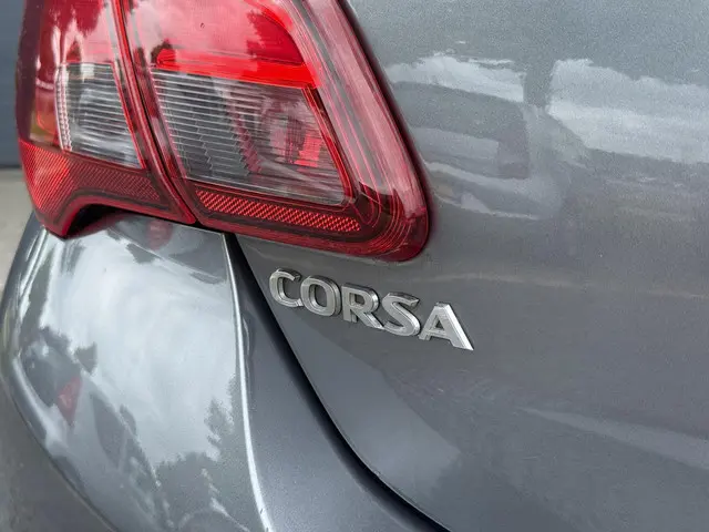 Opel Corsa 1.4 Edition 2017 Benzine 25