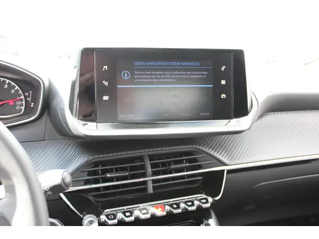 Peugeot 208 1.2 PureTech Active Pack 2023 Benzine 16