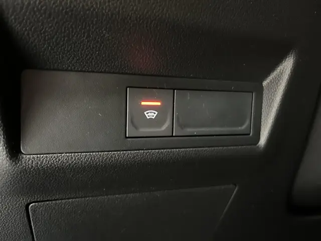 Renault Captur 1.3 TCe 140 Intens 2021 Benzine 34