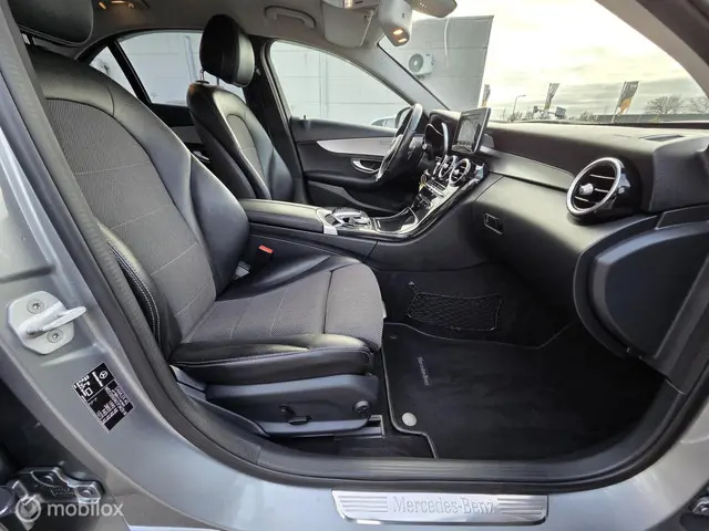 Mercedes-Benz C-Klasse 180 Prestige 2016 Benzine 12