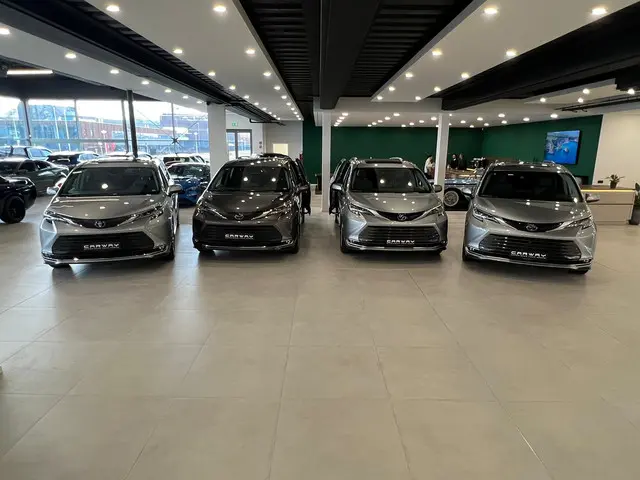 Toyota Sienna 2.5 Hybrid Luxe XLE 2022 Hybride Benzine 30